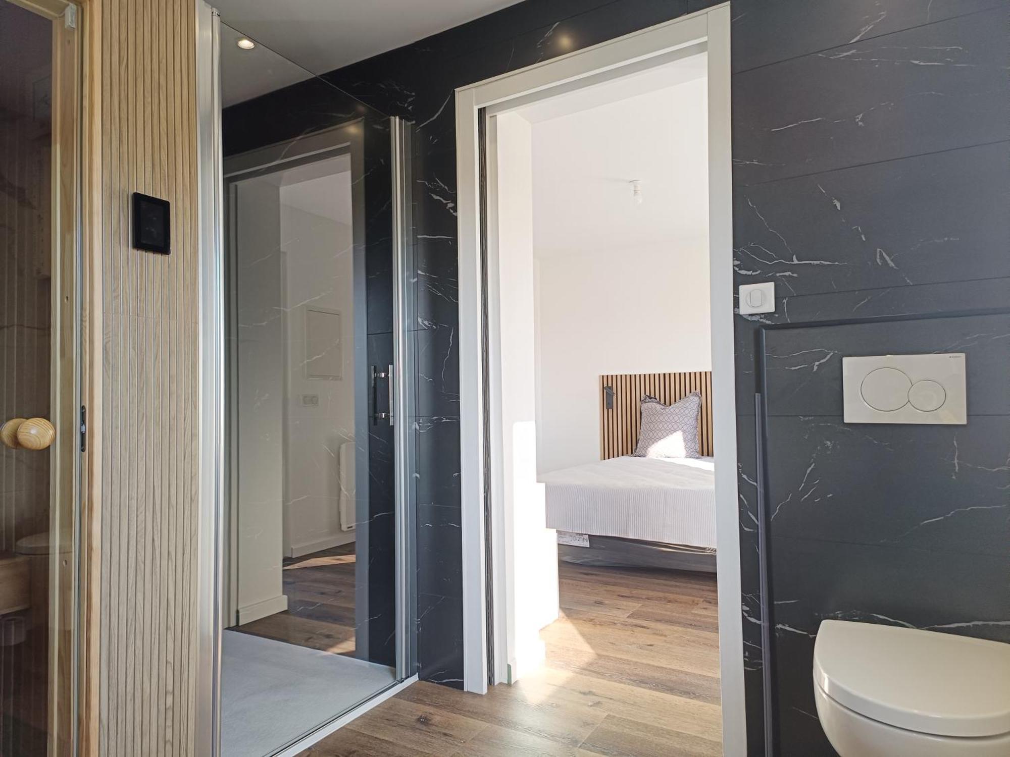 Hotel Kerlagatu Quimper Esterno foto